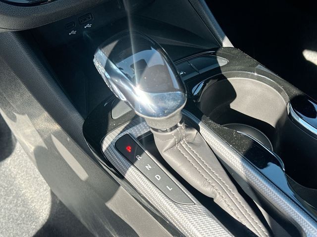 Buick Envista Vehicle Full-screen Gallery Image 19