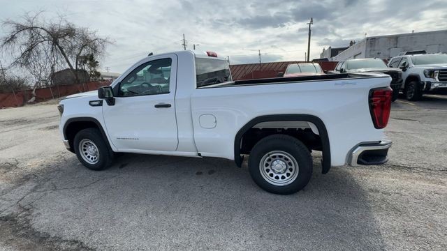 GMC Sierra 1500 Vehicle Full-screen Gallery Image 06