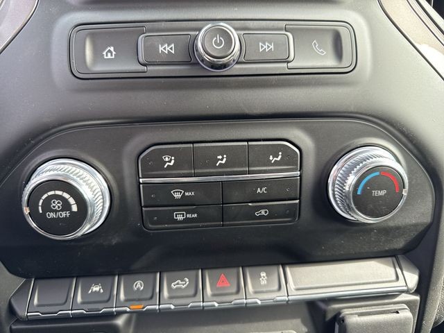 GMC Sierra 1500 Vehicle Full-screen Gallery Image 18