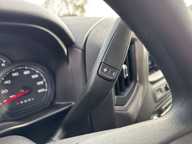 GMC Sierra 1500 Vehicle Full-screen Gallery Image 19