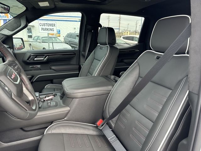 GMC Sierra 1500 Vehicle Full-screen Gallery Image 11