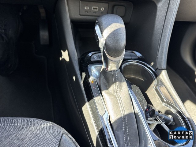 Buick Encore GX Vehicle Full-screen Gallery Image 16