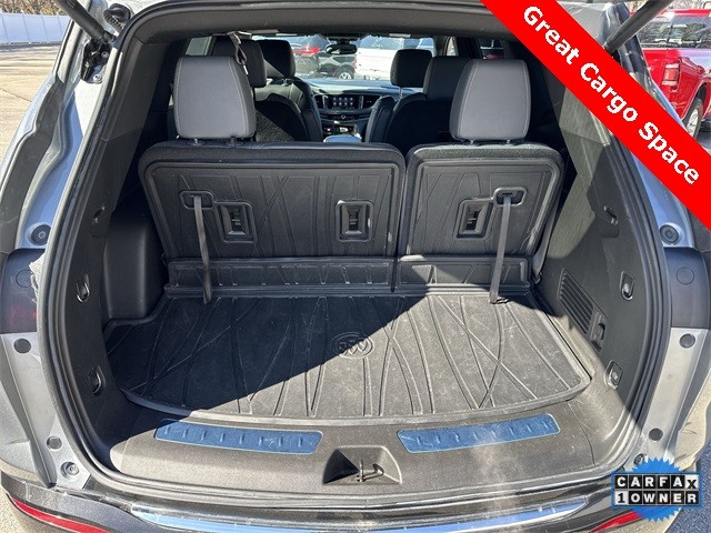 Buick Enclave Vehicle Full-screen Gallery Image 25