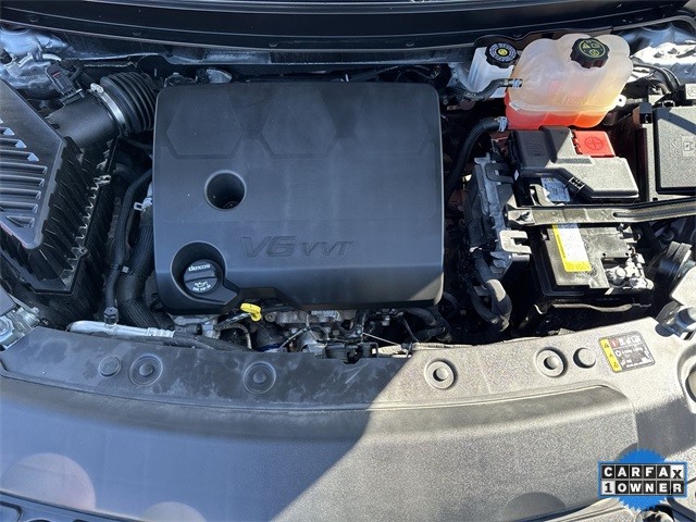 Buick Enclave Vehicle Full-screen Gallery Image 29