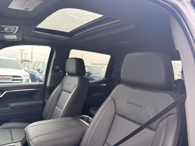 GMC Sierra 1500 Vehicle Full-screen Gallery Image 22