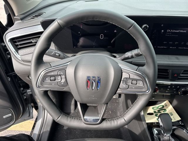 Buick Encore GX Vehicle Full-screen Gallery Image 14