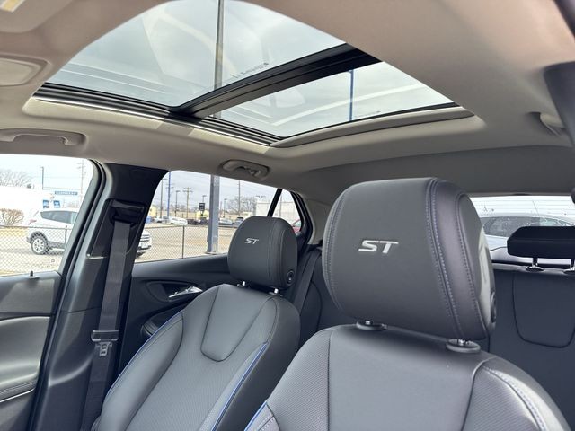 Buick Encore GX Vehicle Full-screen Gallery Image 21