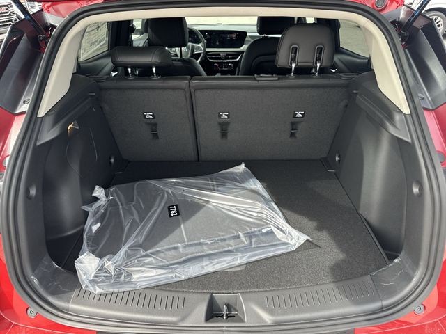 Buick Encore GX Vehicle Full-screen Gallery Image 22