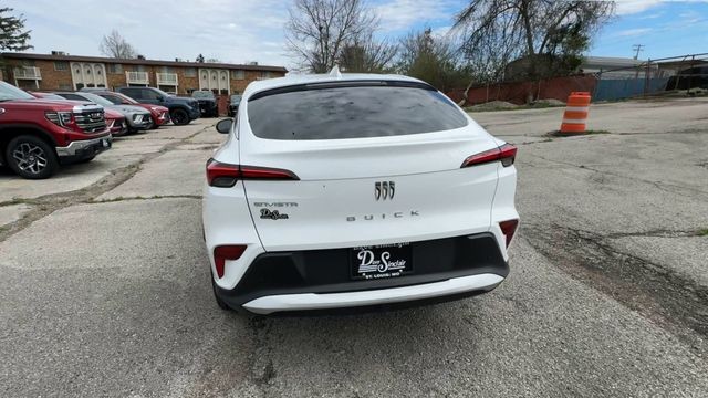 Buick Envista Vehicle Full-screen Gallery Image 07