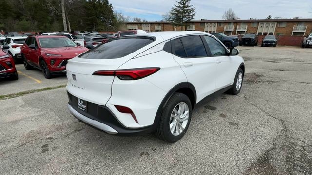 Buick Envista Vehicle Full-screen Gallery Image 08