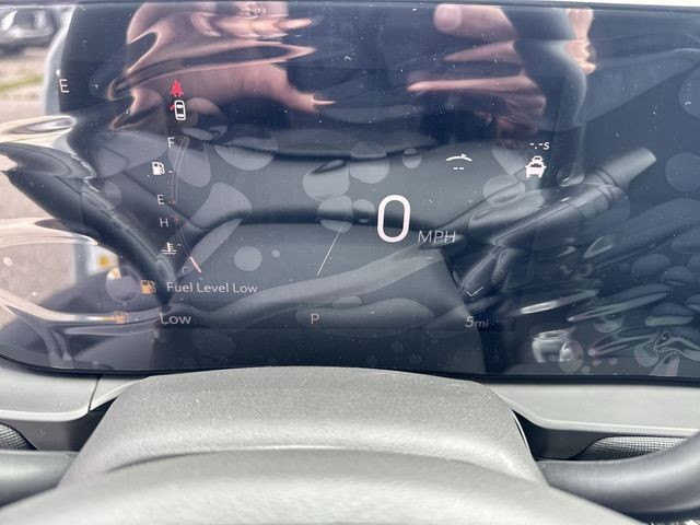 Buick Envista Vehicle Full-screen Gallery Image 15