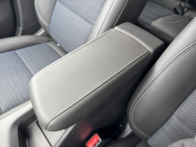 Buick Envista Vehicle Full-screen Gallery Image 20