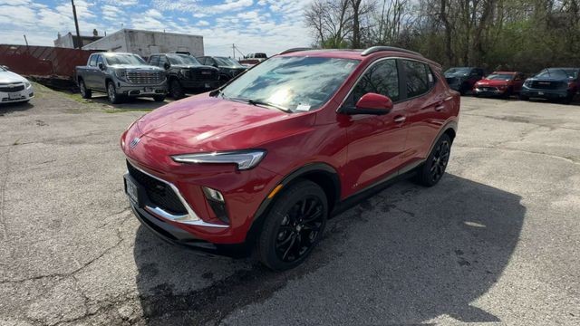 Buick Encore GX Vehicle Full-screen Gallery Image 04