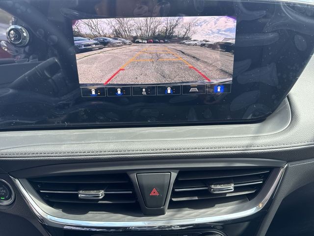 Buick Encore GX Vehicle Full-screen Gallery Image 17