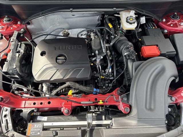 Buick Encore GX Vehicle Full-screen Gallery Image 25