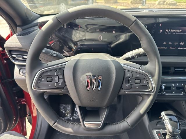 Buick Envista Vehicle Full-screen Gallery Image 14