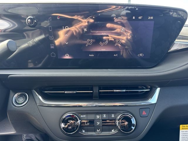 Buick Envista Vehicle Full-screen Gallery Image 18