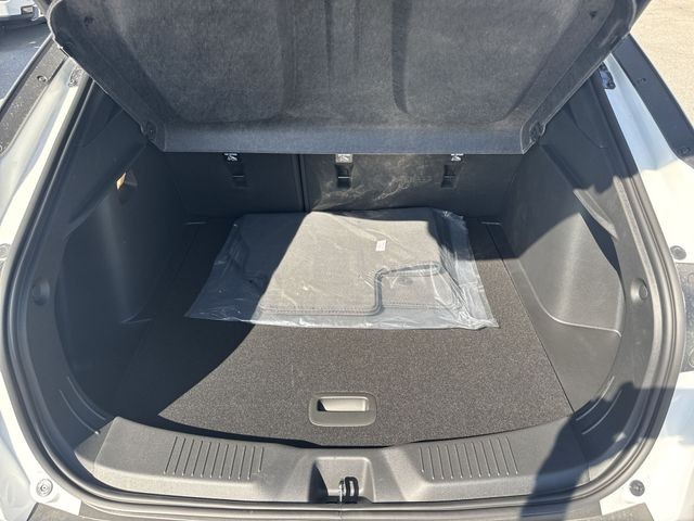 Buick Envista Vehicle Full-screen Gallery Image 22