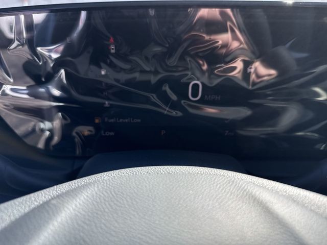 Buick Envista Vehicle Full-screen Gallery Image 15