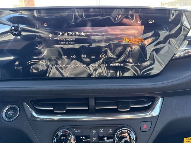 Buick Envista Vehicle Full-screen Gallery Image 16