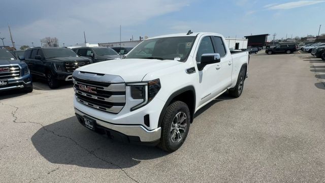 GMC Sierra 1500 Vehicle Full-screen Gallery Image 04