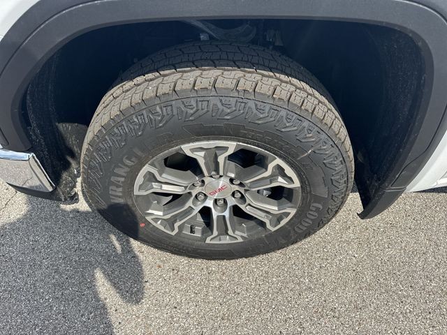 GMC Sierra 1500 Vehicle Full-screen Gallery Image 10