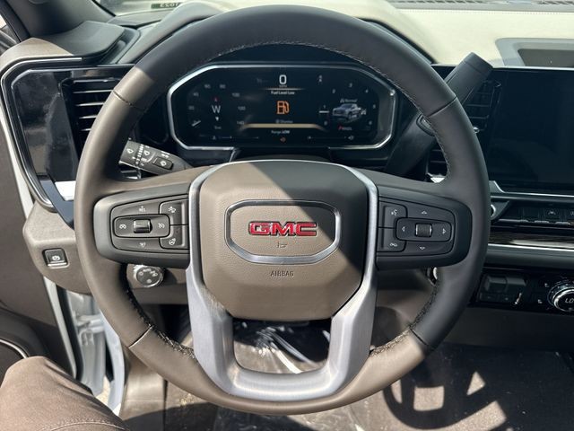 GMC Sierra 1500 Vehicle Full-screen Gallery Image 14