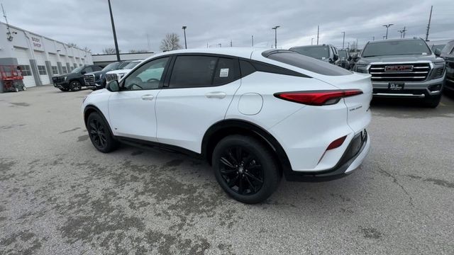 Buick Envista Vehicle Full-screen Gallery Image 06