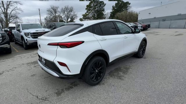 Buick Envista Vehicle Full-screen Gallery Image 08