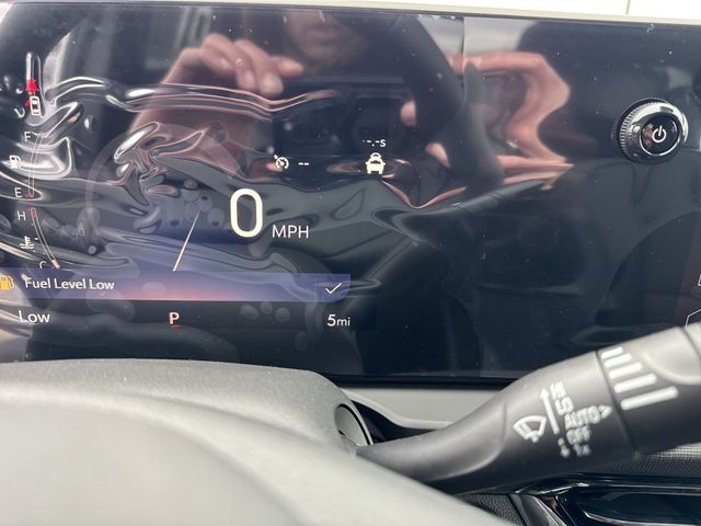 Buick Envista Vehicle Full-screen Gallery Image 15