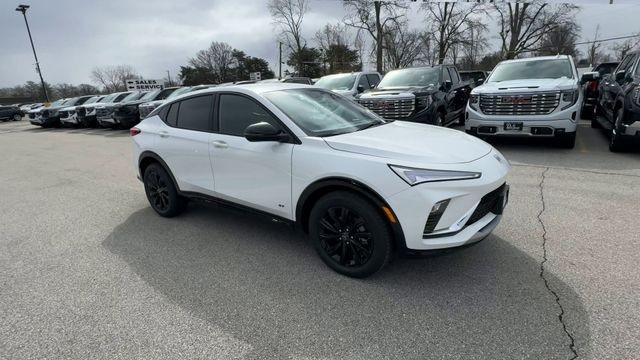 Buick Envista Vehicle Full-screen Gallery Image 02