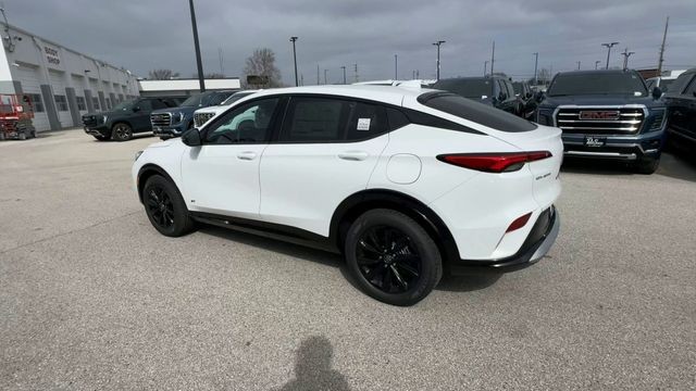 Buick Envista Vehicle Full-screen Gallery Image 06