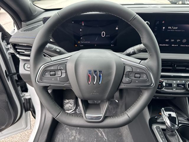 Buick Envista Vehicle Full-screen Gallery Image 13