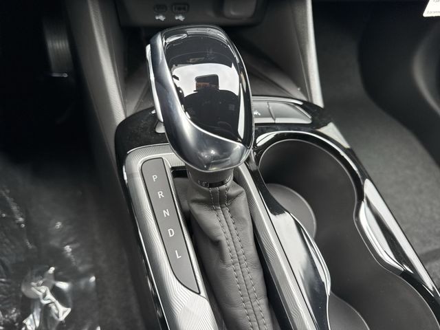 Buick Envista Vehicle Full-screen Gallery Image 18