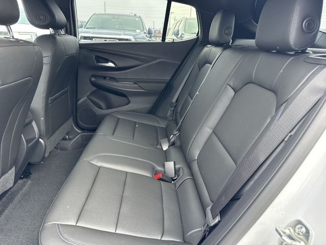 Buick Envista Vehicle Full-screen Gallery Image 20