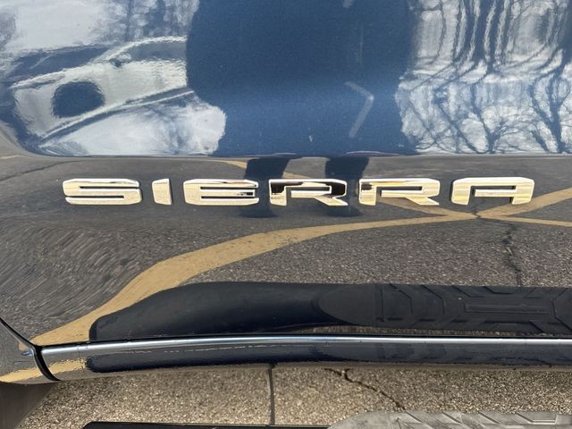 GMC Sierra 1500 Vehicle Full-screen Gallery Image 32