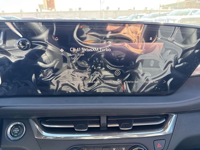 Buick Envista Vehicle Full-screen Gallery Image 16