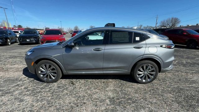 Buick Envista Vehicle Full-screen Gallery Image 05