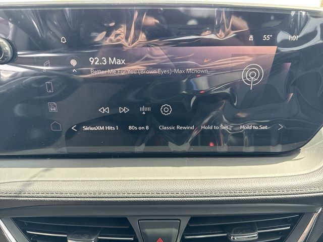 Buick Encore GX Vehicle Full-screen Gallery Image 16