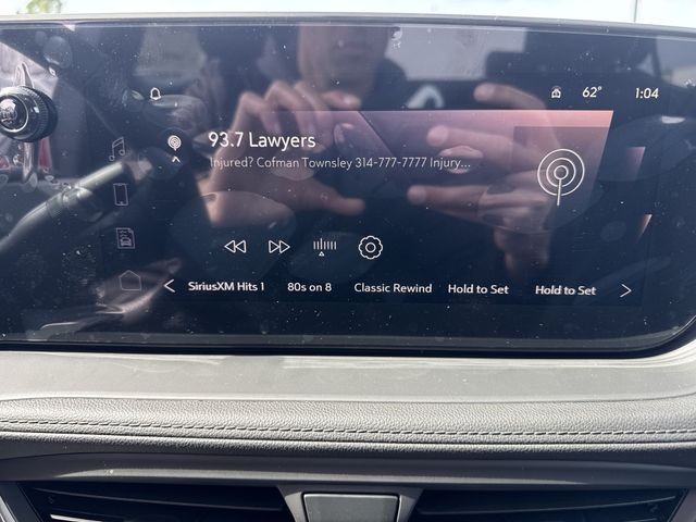 Buick Encore GX Vehicle Full-screen Gallery Image 16