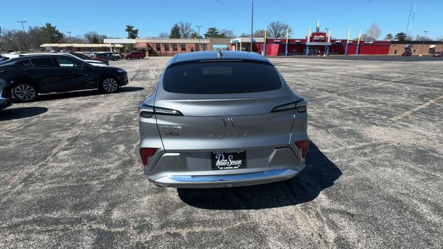 Buick Envista Vehicle Full-screen Gallery Image 07