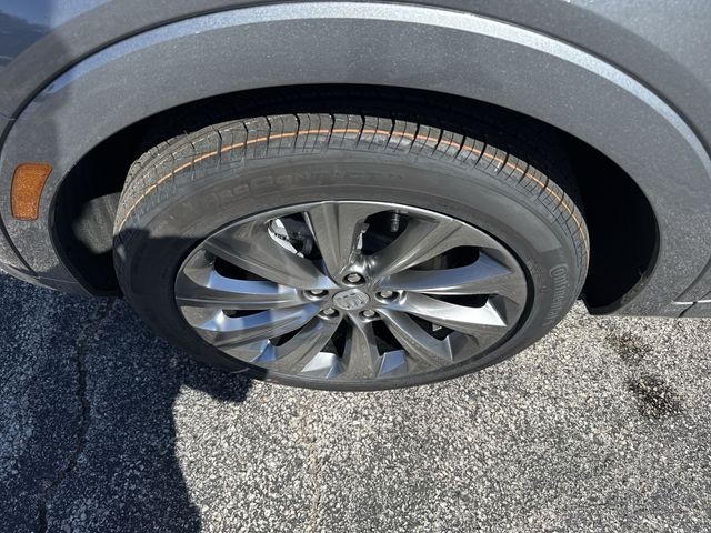 Buick Envista Vehicle Full-screen Gallery Image 10