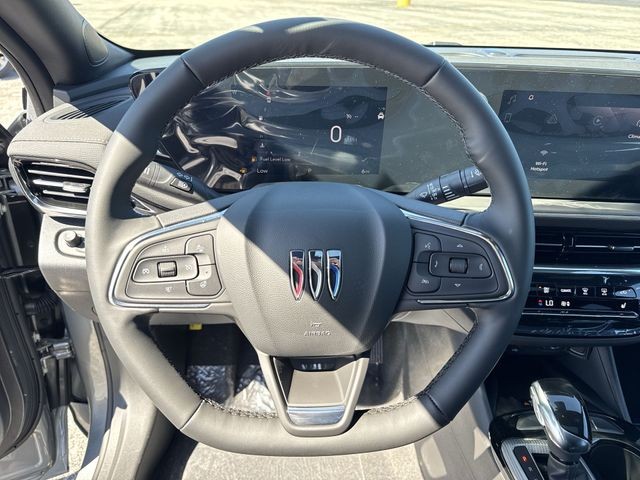 Buick Envista Vehicle Full-screen Gallery Image 14