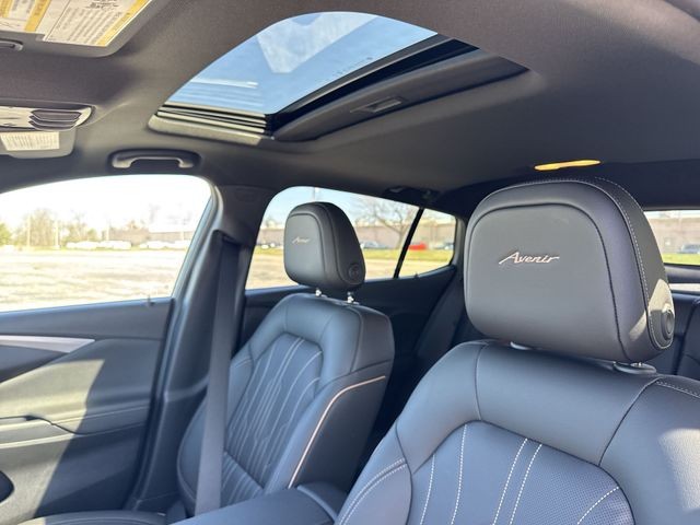 Buick Envista Vehicle Full-screen Gallery Image 21