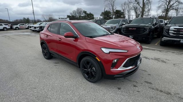 Buick Encore GX Vehicle Full-screen Gallery Image 02