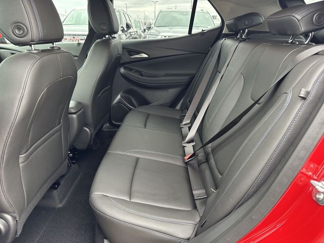 Buick Encore GX Vehicle Full-screen Gallery Image 21