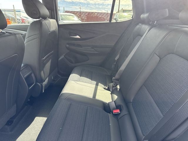 Buick Envista Vehicle Full-screen Gallery Image 21