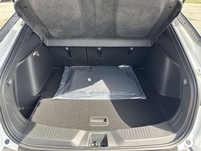 Buick Envista Vehicle Full-screen Gallery Image 22