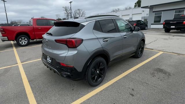 Buick Encore GX Vehicle Full-screen Gallery Image 08