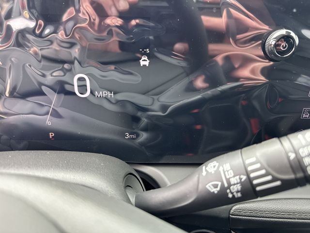 Buick Encore GX Vehicle Full-screen Gallery Image 15